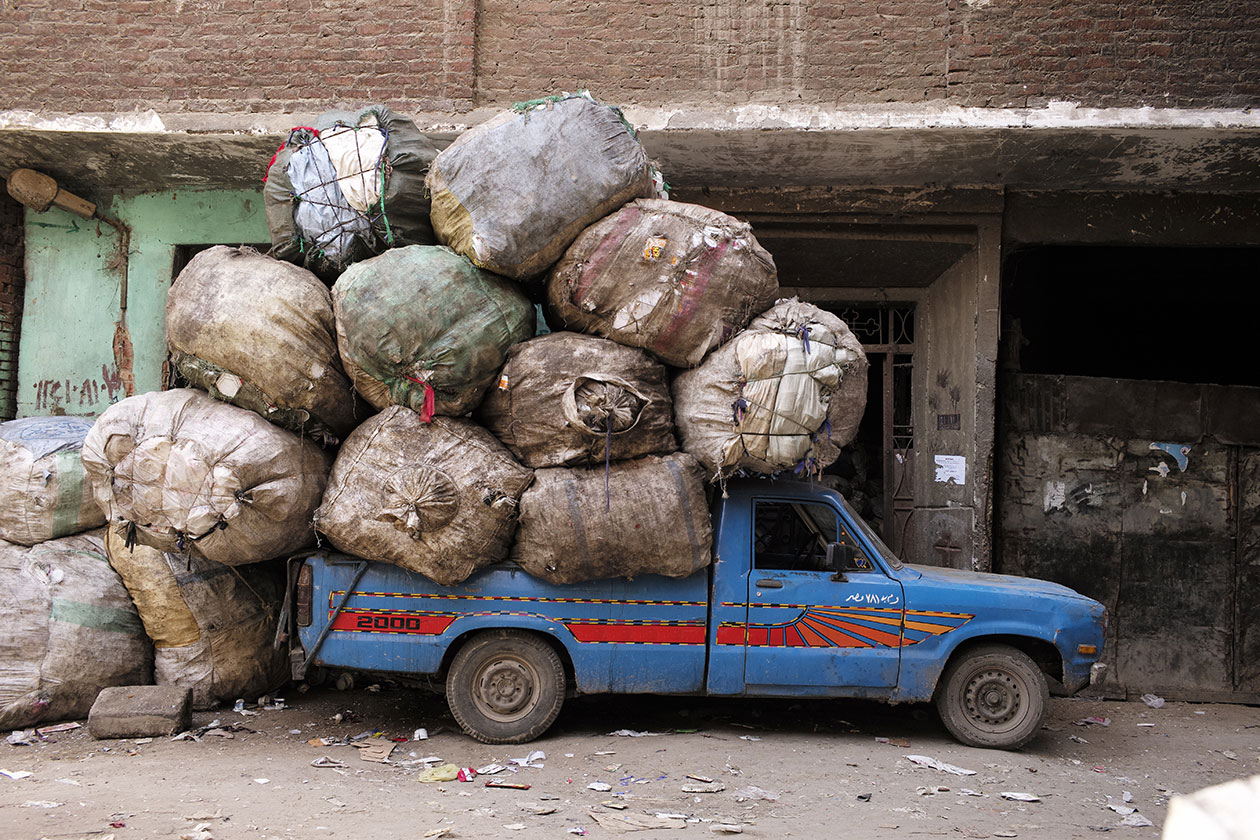 Véhicules de transport des déchets, Le Caire, Egypte, 2015, photo David Degner © David Degner, Mucem