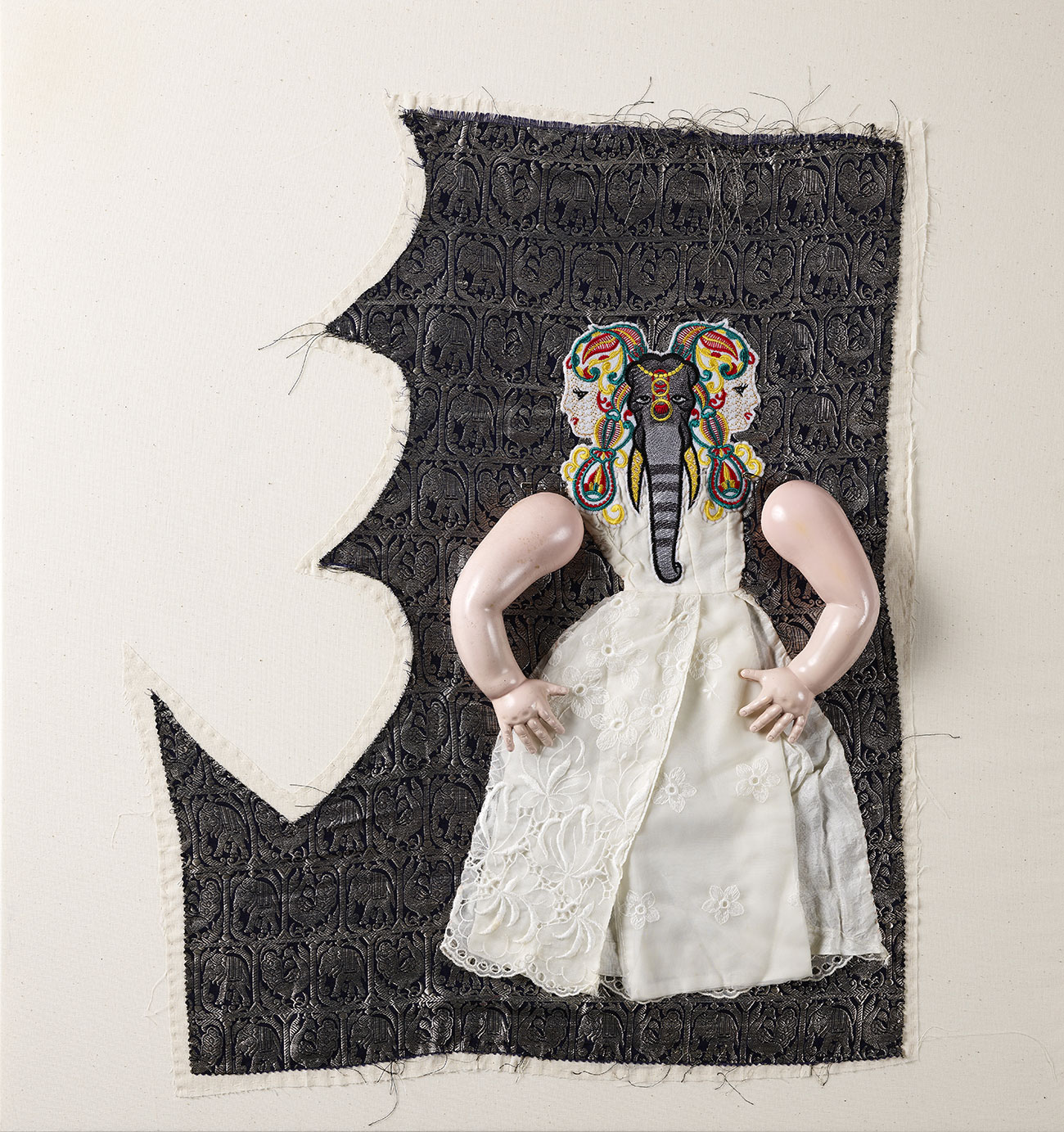 Delaine Le Bas, 'Gypsy' The Elephant In The Room, 2018, plastic and textiles, 70.05 x 6.40 x 0.40 cm, inv. 2022.22.1, Mucem © Marianne Kuhn / Mucem