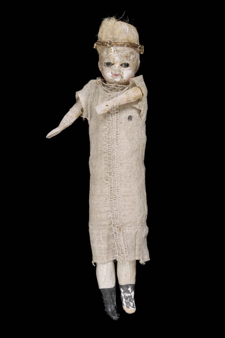 Poupée d’envoûtement, Paris, 1900, © Mucem 1901.1.202