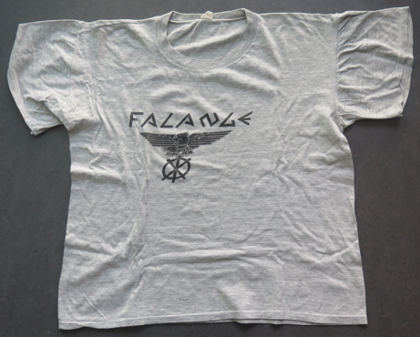 T-Shirt donné par des supporters de la Falange, Latina