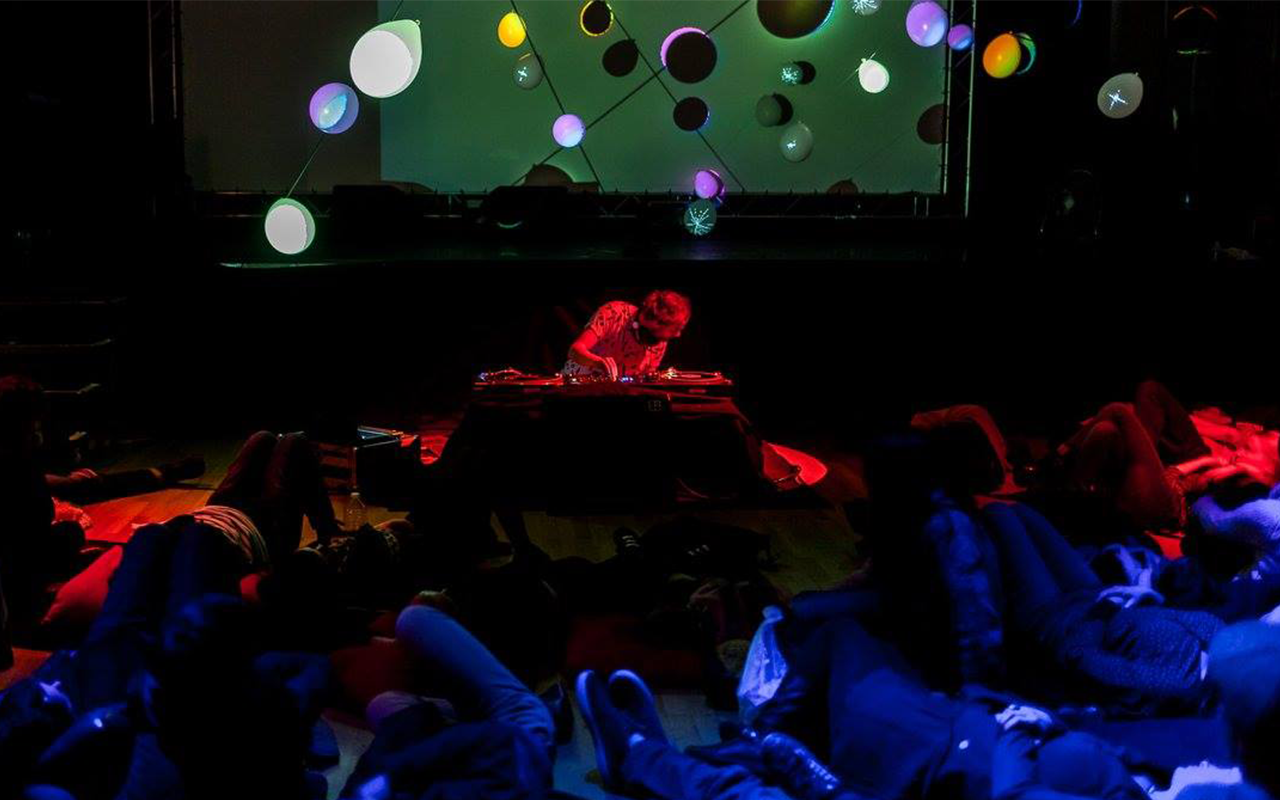 Les siestes électroniques © Gilles Pensart