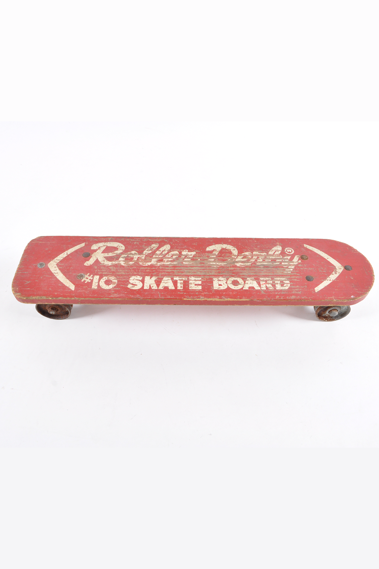 Skateboard « Roller Derby », 1959 – 1965, États-Unis, collection Mucem (inv. 2002.50.3) © Mucem